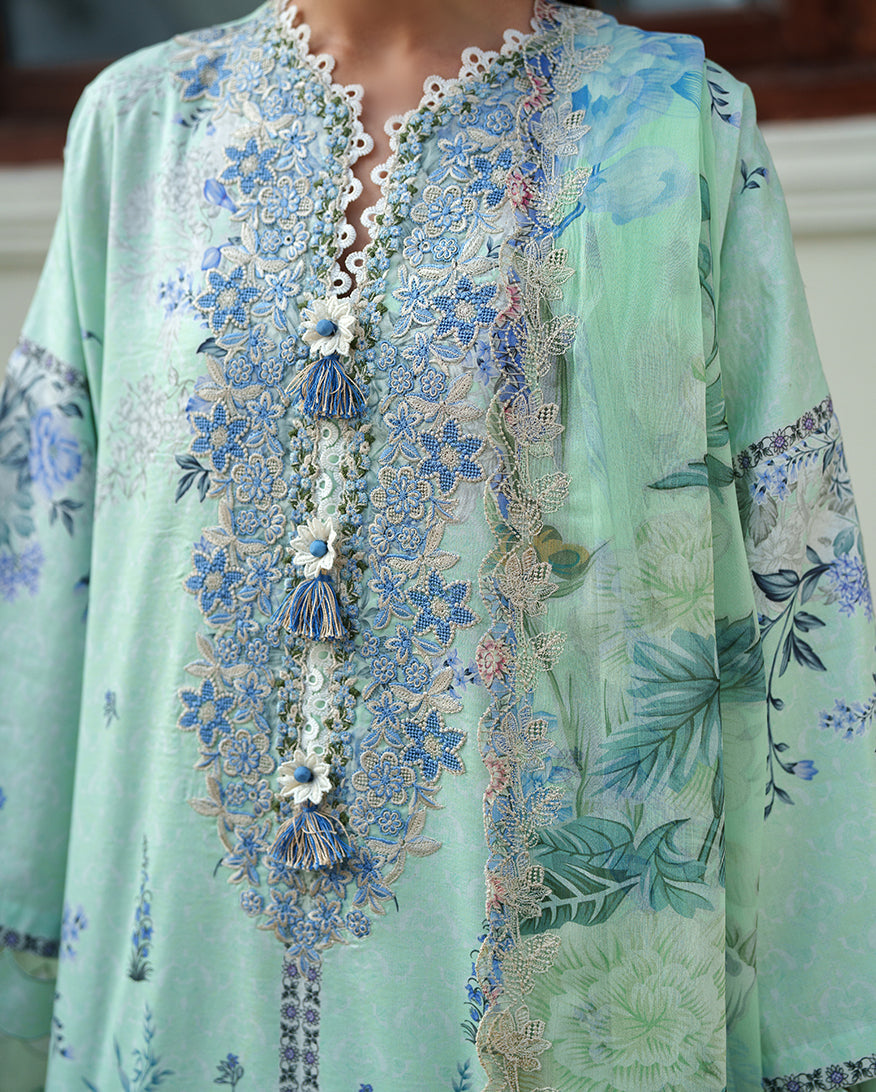 Roheenaz | Whispered Florals | Soft Meadow-4