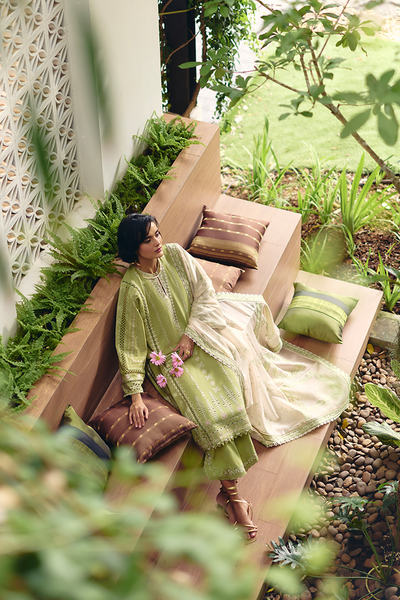 Suffuse Hessa parrot green jacquard kurta and culottes, photo 5
