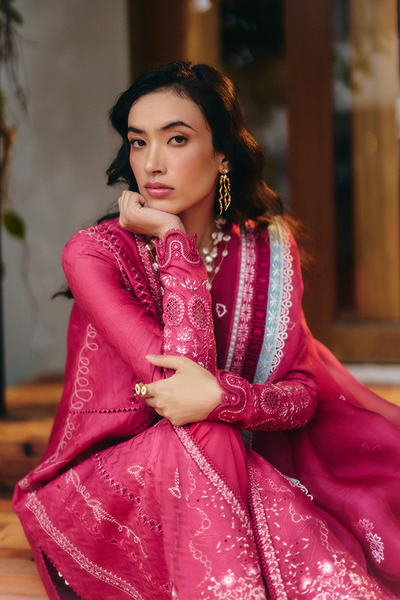 Suffuse Ruvina coral pink embroidered jacquard suit, photo 5