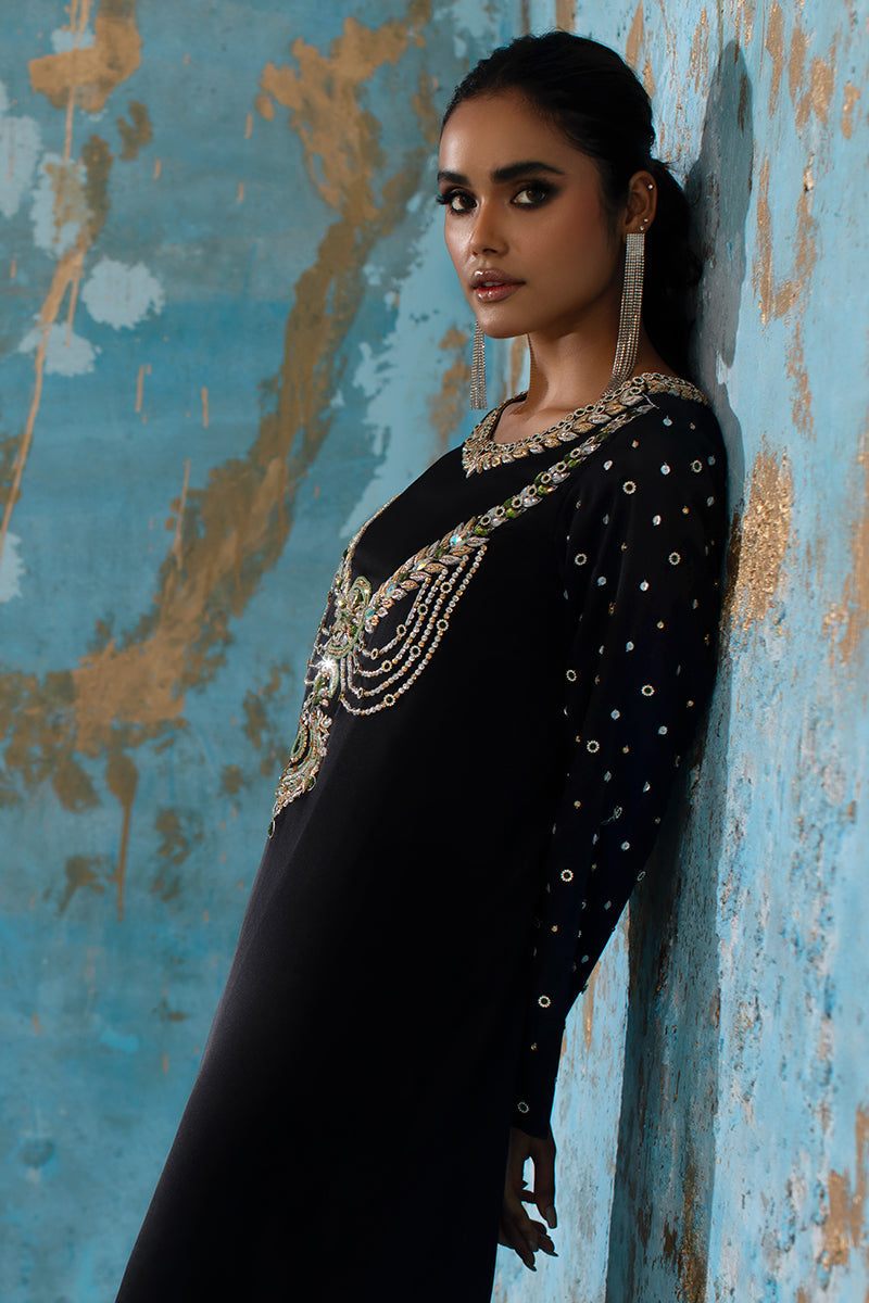 Wardha Saleem | Luxury Pret Fusion Wear | BELLE - KAFTAN -  Wardha Saleem Ladies Clothes - Original Designer Dress - House of Maryam