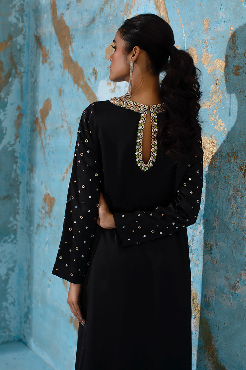 Wardha Saleem | Luxury Pret Fusion Wear | BELLE - KAFTAN -  Wardha Saleem Ladies Clothes - Original Designer Dress - House of Maryam