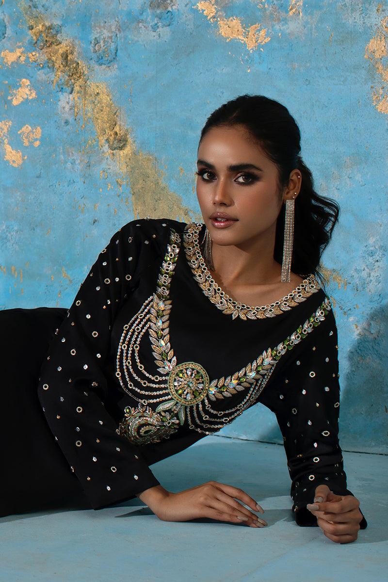 Wardha Saleem | Luxury Pret Fusion Wear | BELLE - KAFTAN -  Wardha Saleem Ladies Clothes - Original Designer Dress - House of Maryam