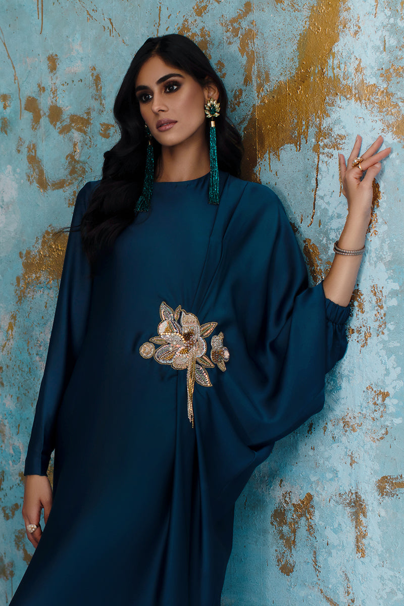 Wardha Saleem | Luxury Pret Fusion Wear | AVA - KAFTAN -  Wardha Saleem Ladies Clothes - Original Designer Dress - House of Maryam