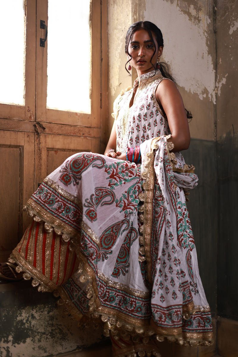 The Pink Tree Company | Spring ballet | IRIS by Designer The Pink Tree Company - House of Maryam - Pakistani Designer Ethnic Wear in {{ shop.shopifyCountryName }}
