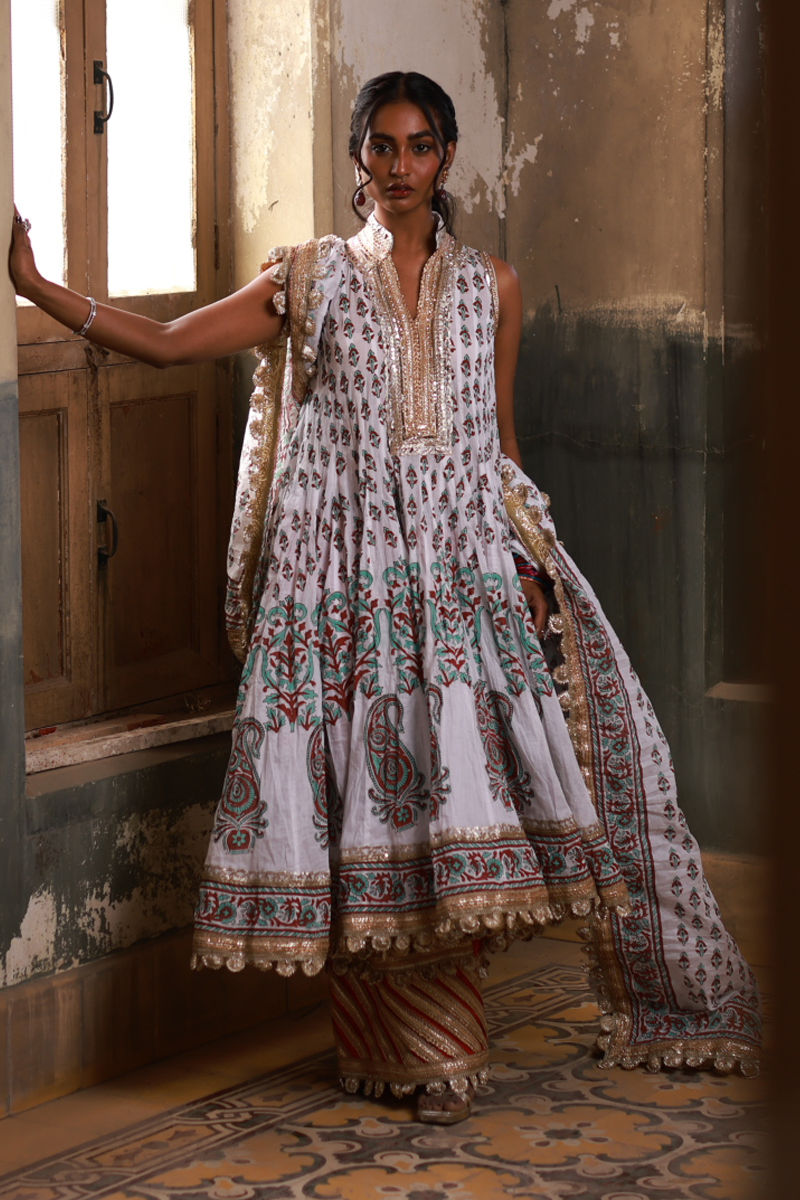 The Pink Tree Company | Spring ballet | IRIS by Designer The Pink Tree Company - House of Maryam - Pakistani Designer Ethnic Wear in {{ shop.shopifyCountryName }}