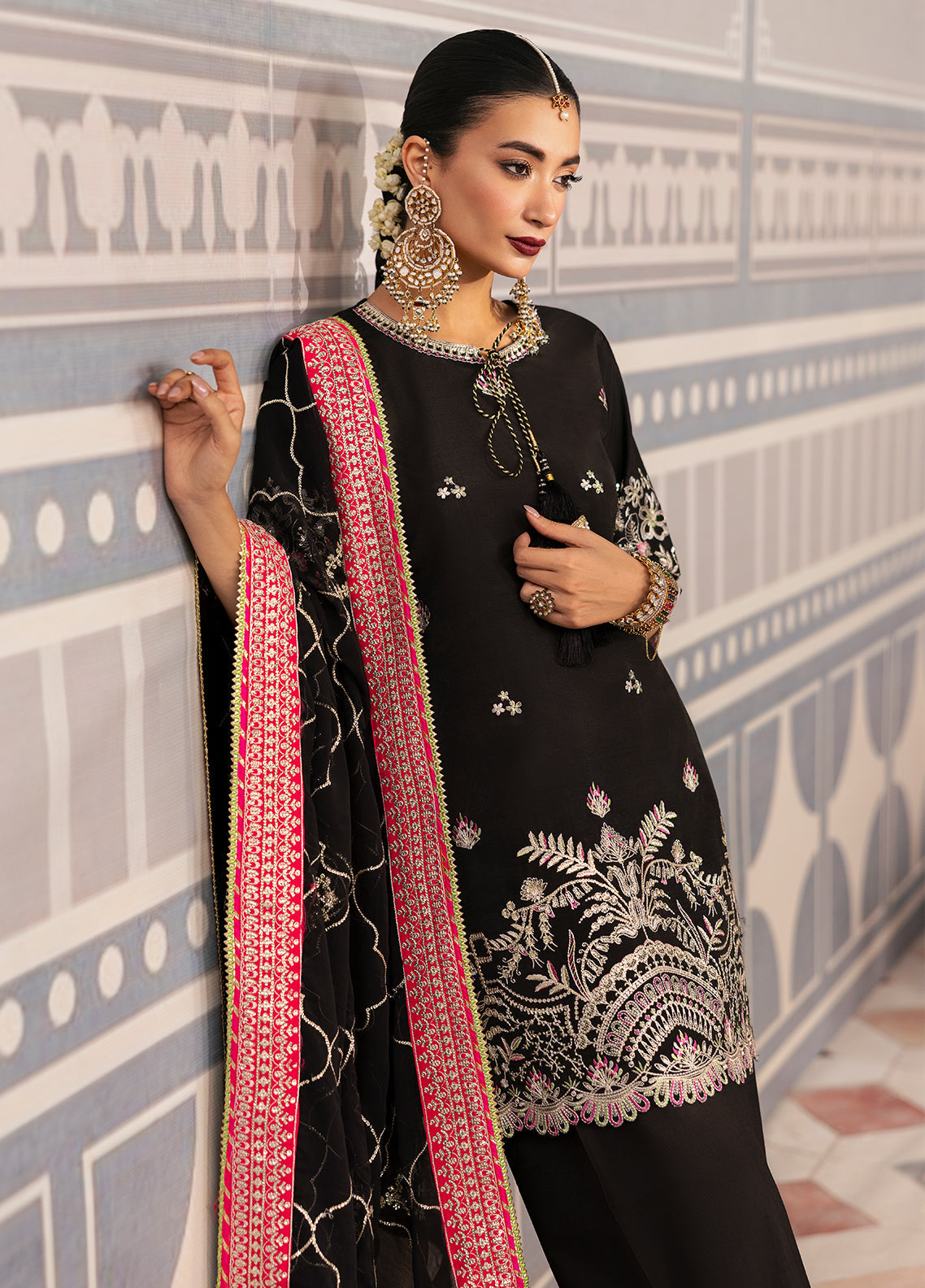 Sahane | There She Glows  | TSG-01 Noir -  Sahane Ladies Clothes -  House of Maryam