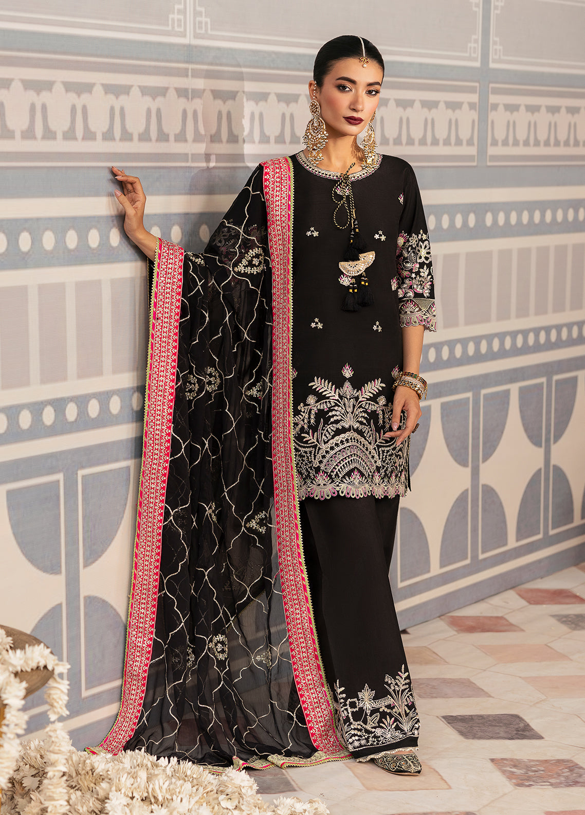 Sahane | There She Glows  | TSG-01 Noir -  Sahane Ladies Clothes - Original Designer Dress - House of Maryam