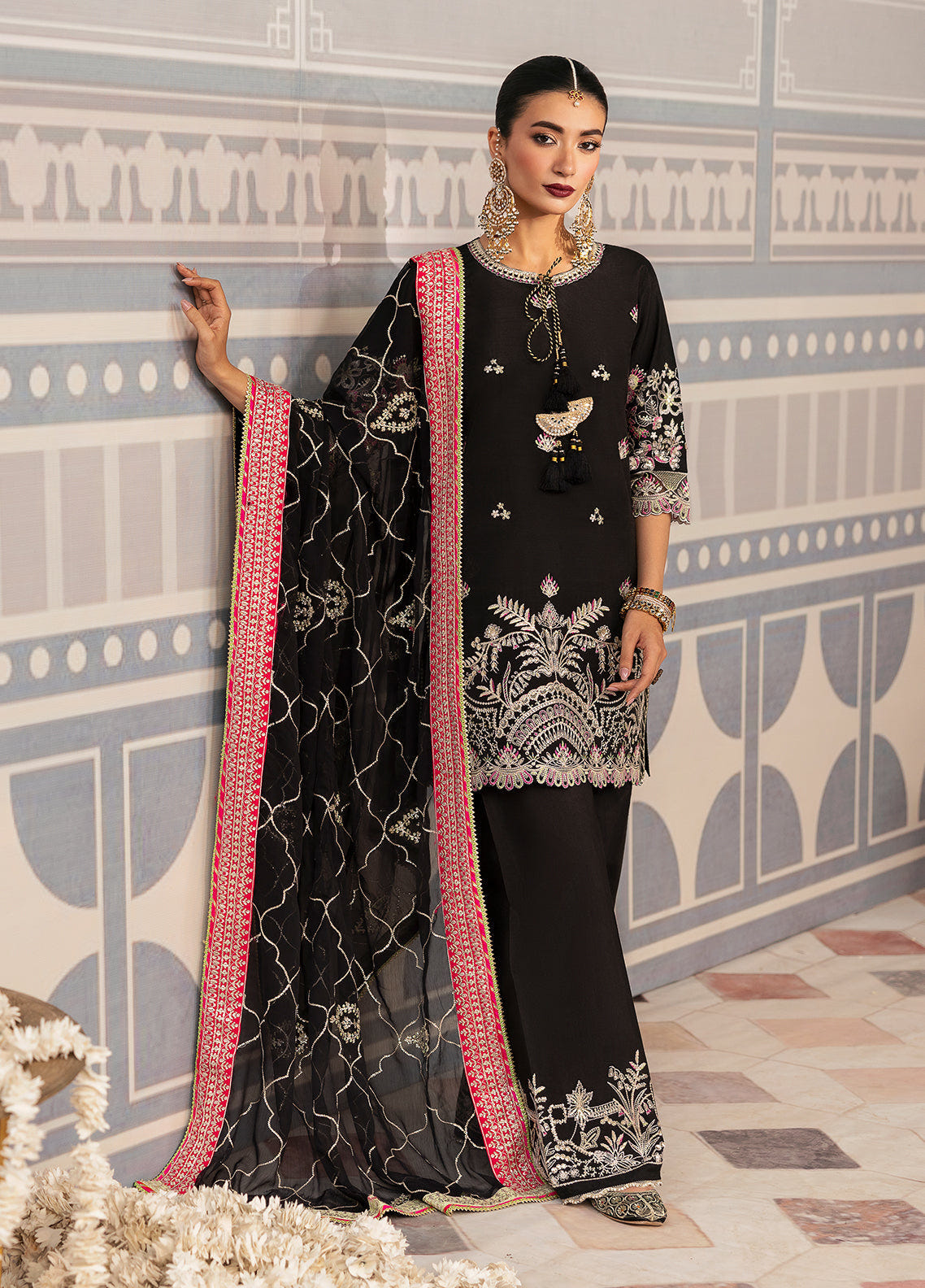 Sahane | There She Glows  | TSG-01 Noir -  Sahane Ladies Clothes - Original Designer Dress - House of Maryam