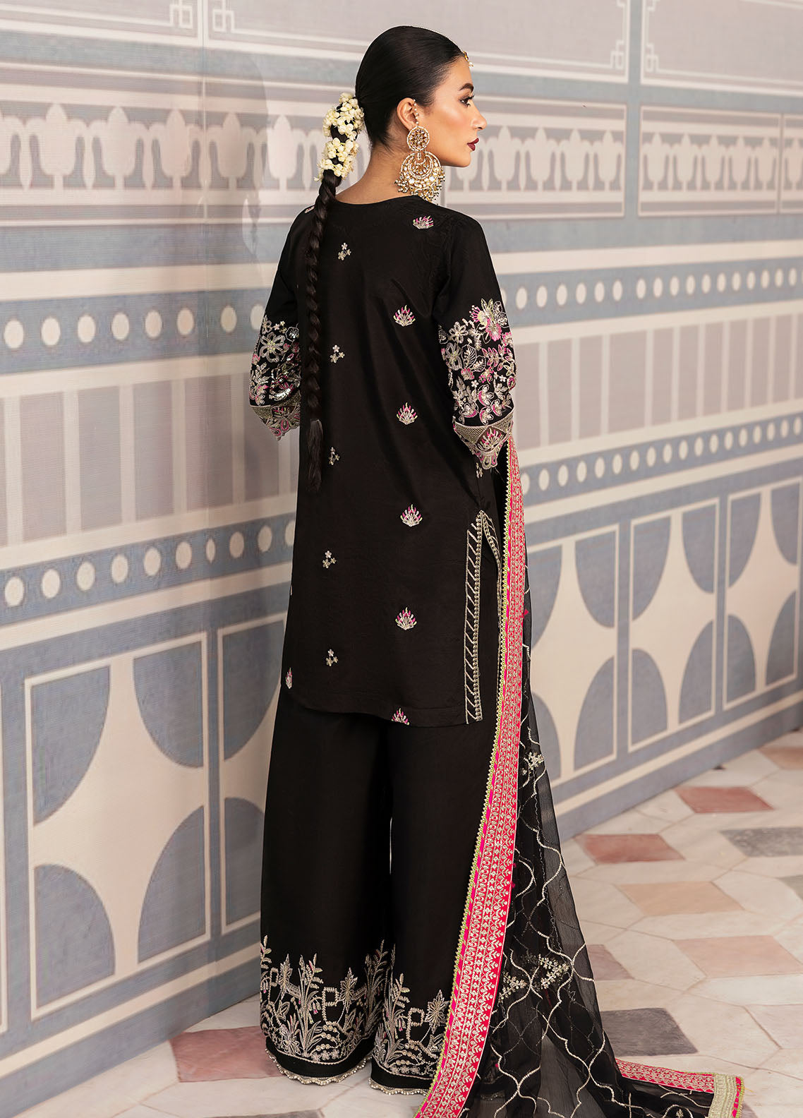 Sahane | There She Glows  | TSG-01 Noir -  Sahane Ladies Clothes - Original Designer Dress - House of Maryam