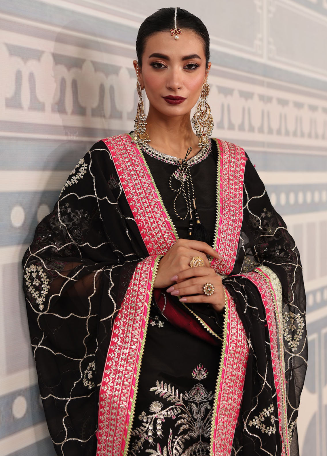 Sahane | There She Glows  | TSG-01 Noir -  Sahane Ladies Clothes -  House of Maryam