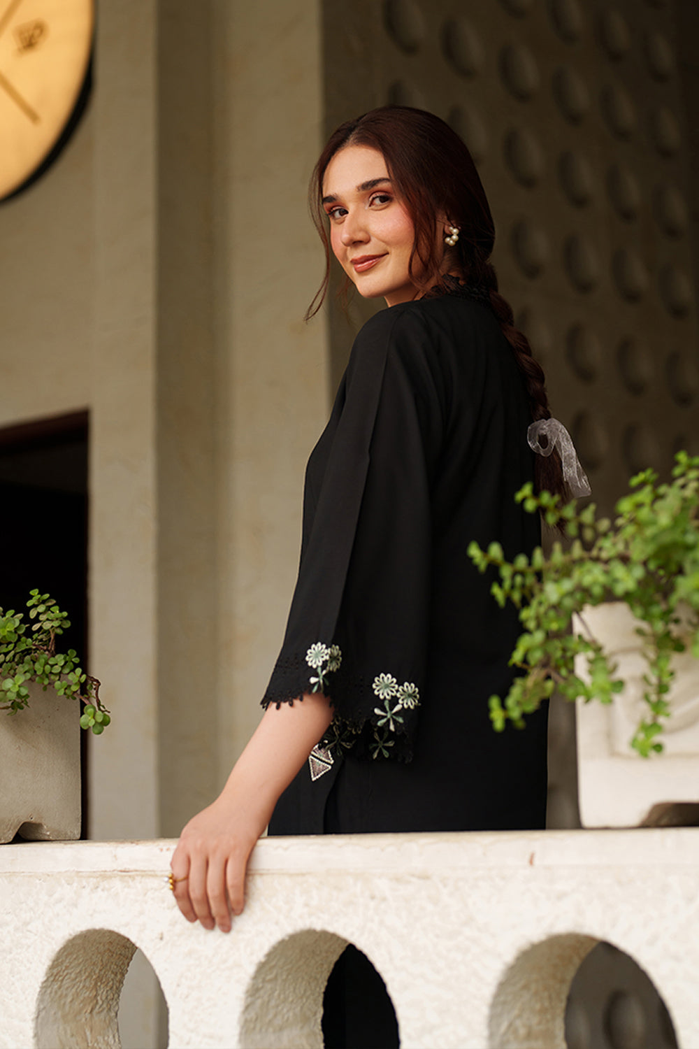 Azure | Chic Essentials | Twlight, image 4