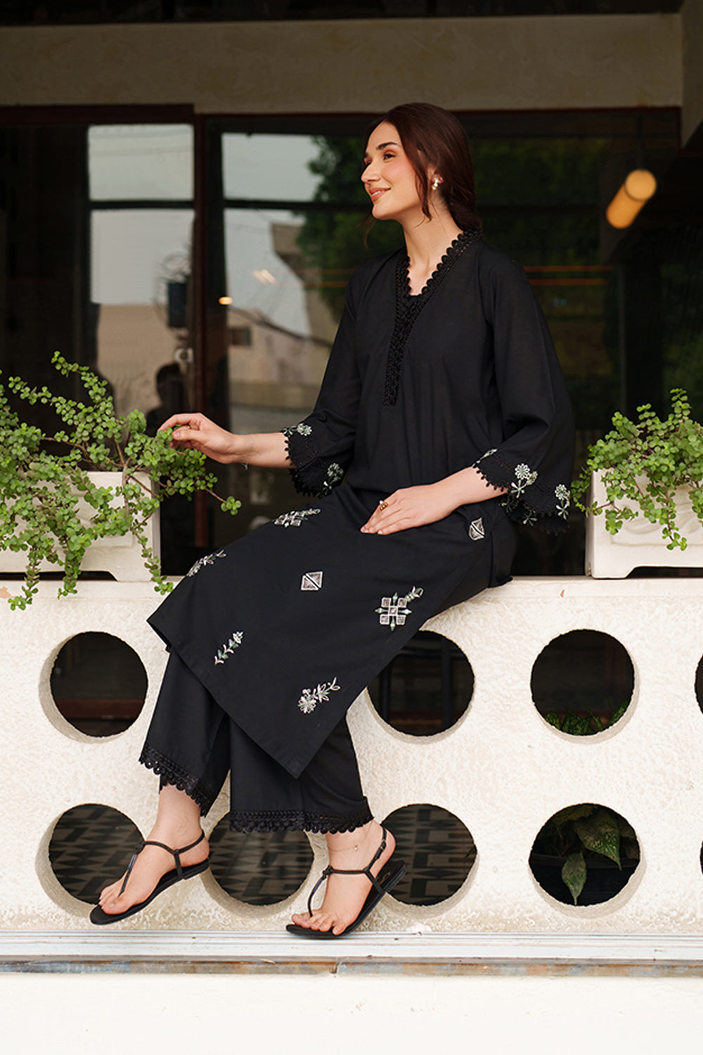 Azure | Chic Essentials | Twlight, image 7