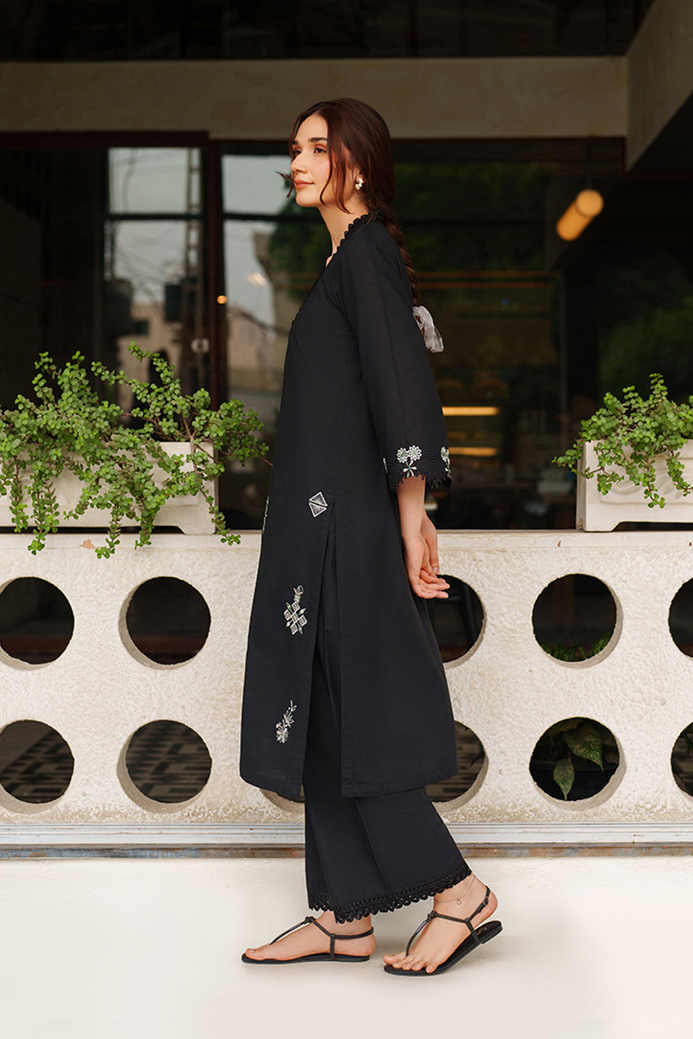 Azure | Chic Essentials | Twlight, image 2