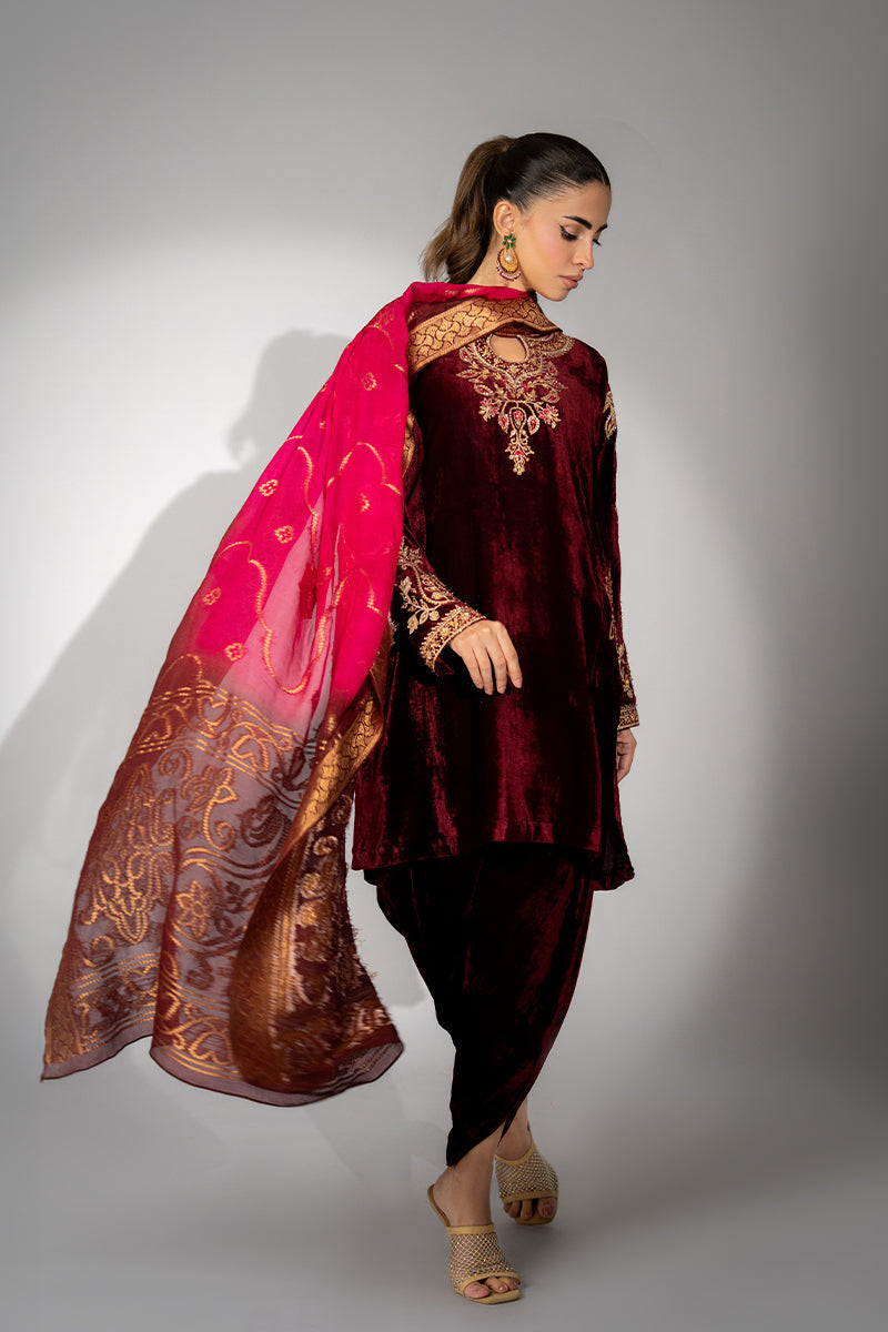 Mina Hassan | Winter 25 | Haya-5