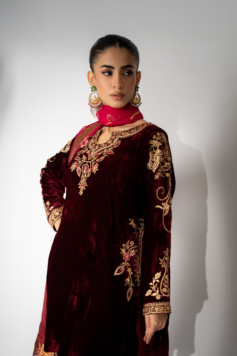 Mina Hassan | Winter 25 | Haya-4