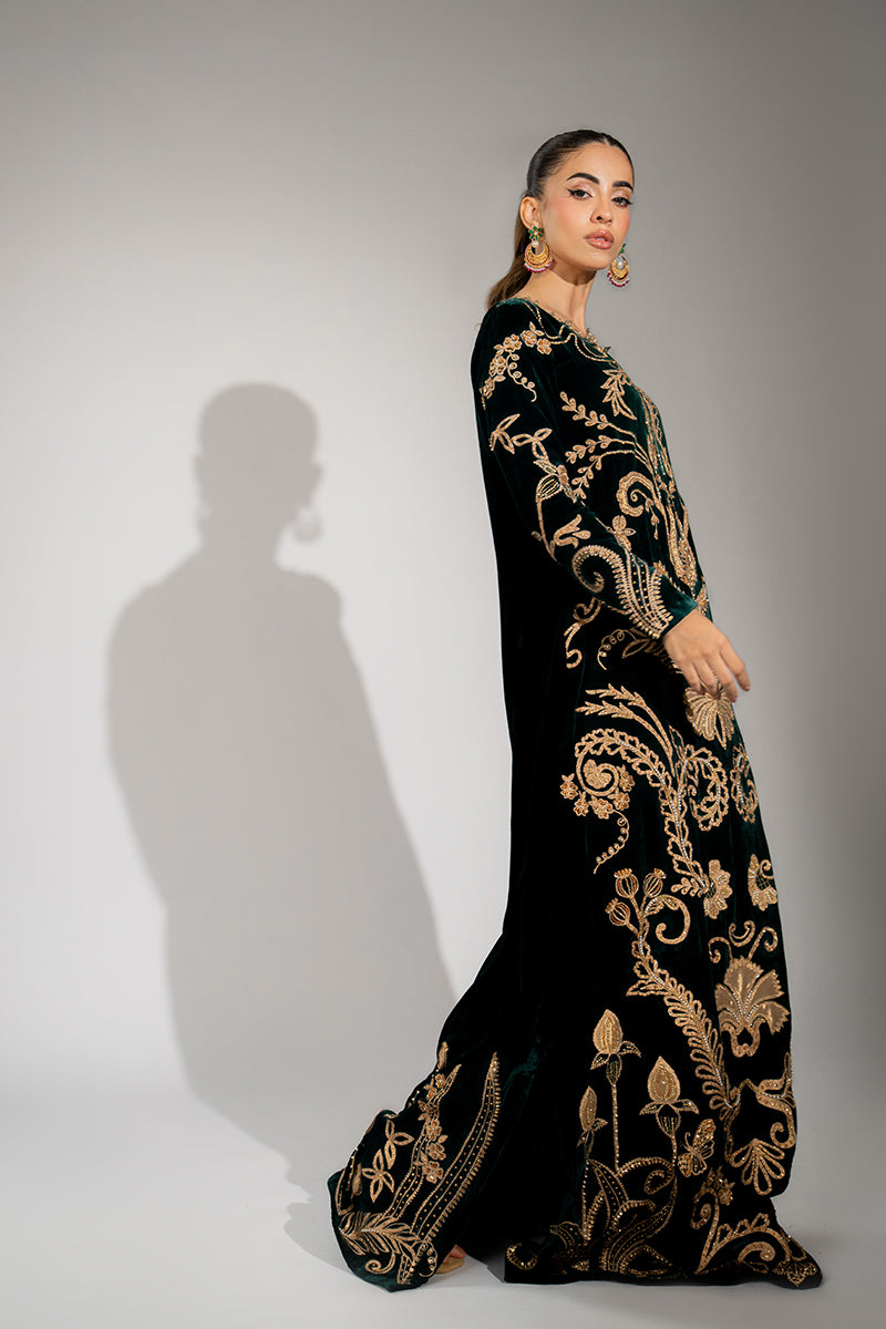 Mina Hassan | Winter 25 | Izma-5