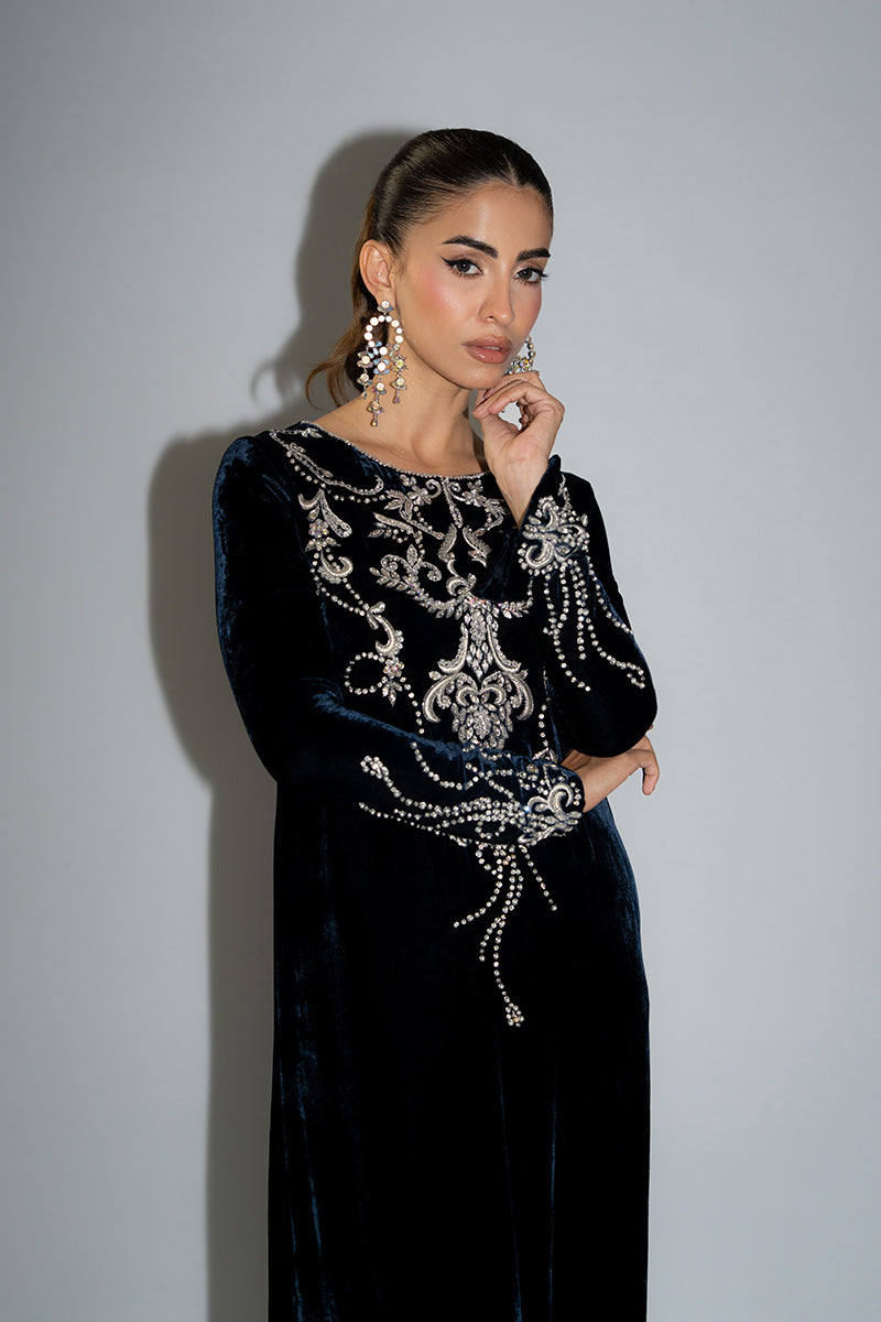 Mina Hassan | Winter 25 | Muskan by Mina Hasan, image 5