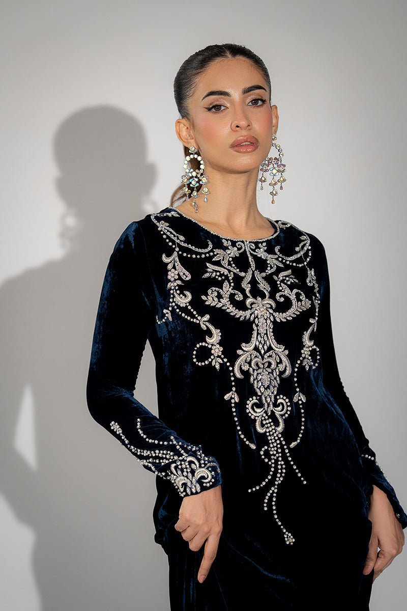 Mina Hassan | Winter 25 | Muskan by Mina Hasan, image 4