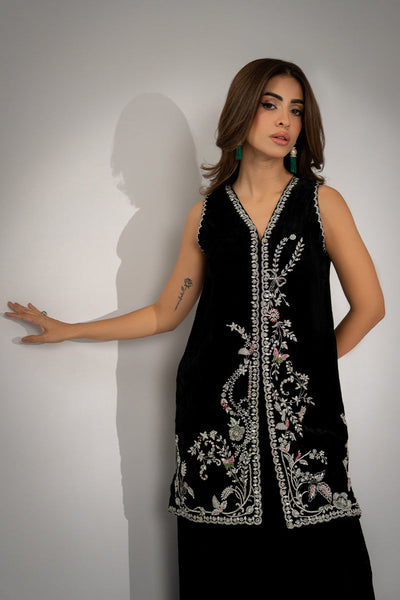 Mina Hassan | Winter 25 | Aena