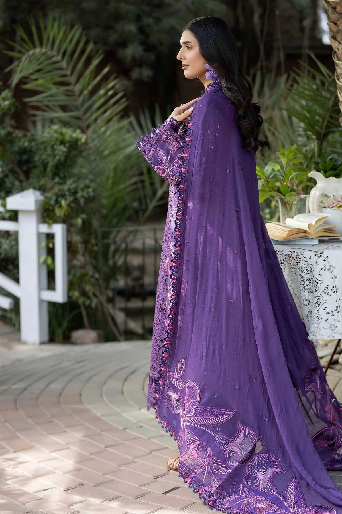 Adans Libas | The Fairy Tales | FAIRY TALE 2247, image 2