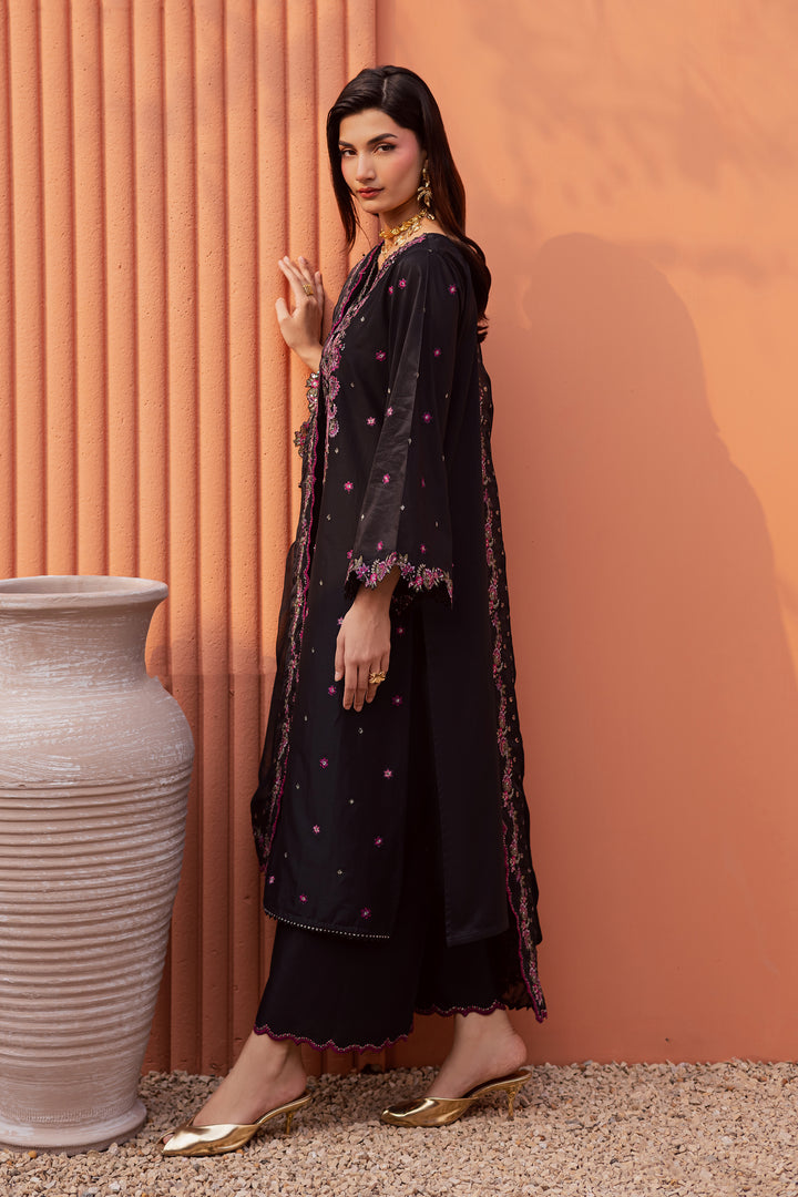 Batik | Winter 25 | Unaiza, image 2