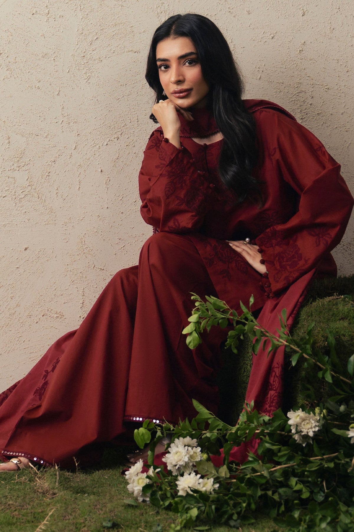 Cross Stitch | The Moonsoon Edit 26 | CRIMSON BLOOM-3PC EMBROIDERED SUIT, image 4