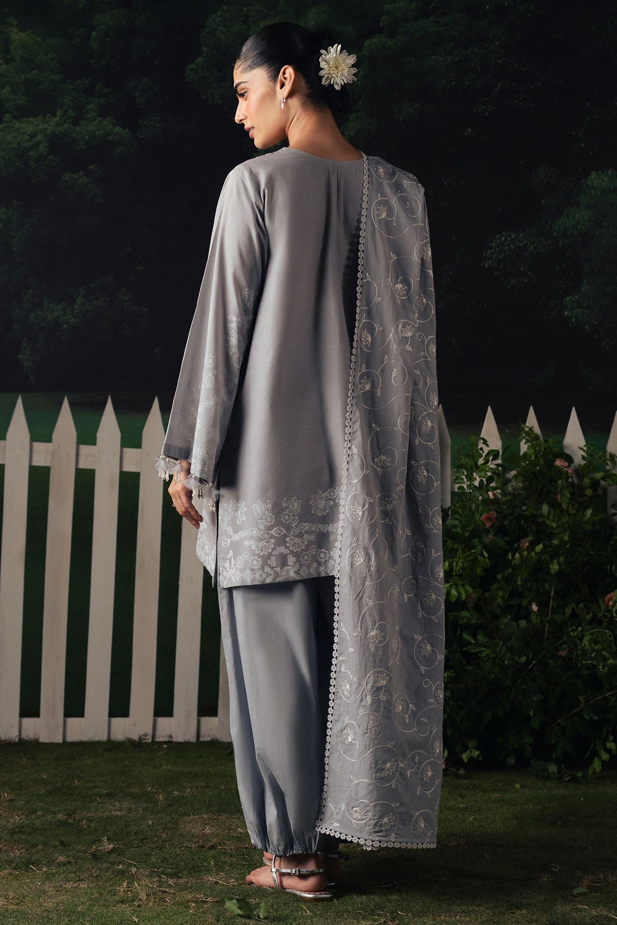 Cross Stitch | The Moonsoon Edit 26 | SELENE GLOW-3PC PRINTED SUIT, image 2