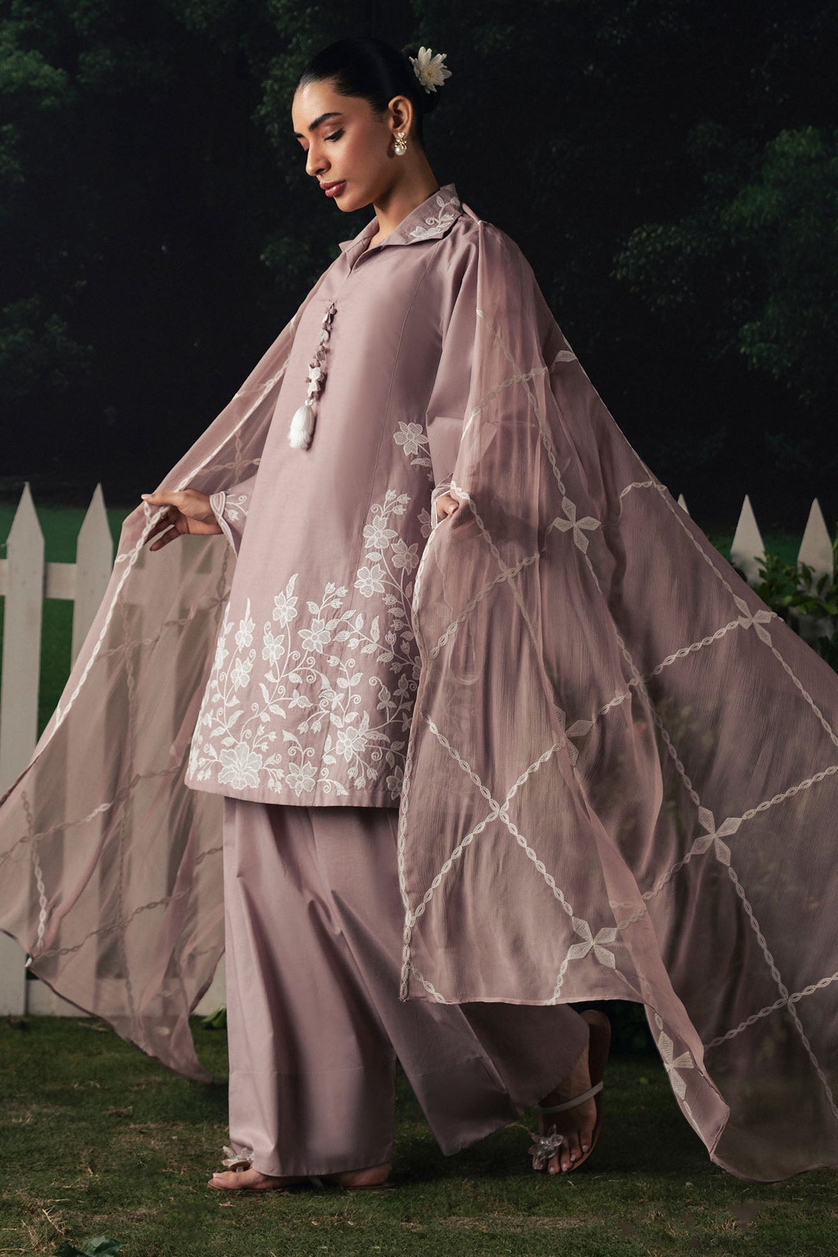 Cross Stitch | The Moonsoon Edit 26 | MAUVE WHISPER-3PC EMBROIDERED SUIT, image 5