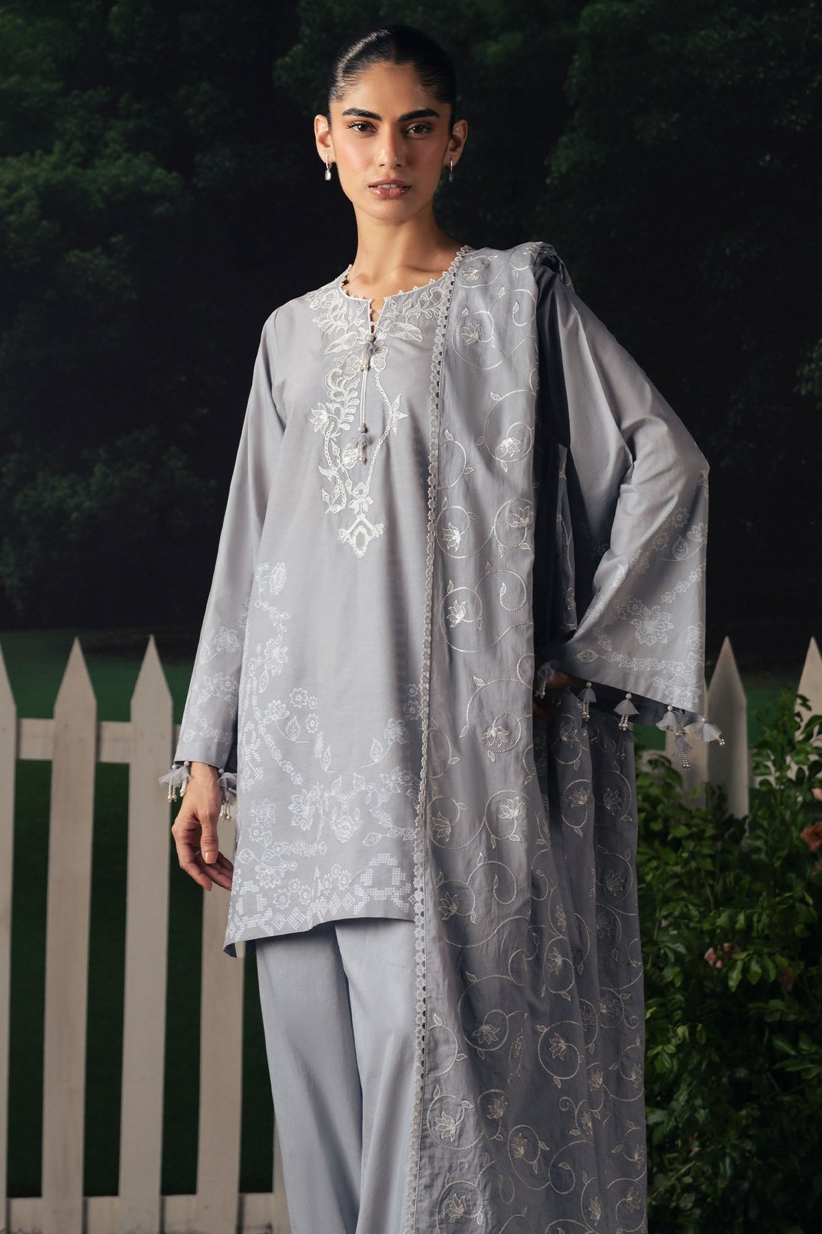 Cross Stitch | The Moonsoon Edit 26 | SELENE GLOW-3PC PRINTED SUIT, image 4