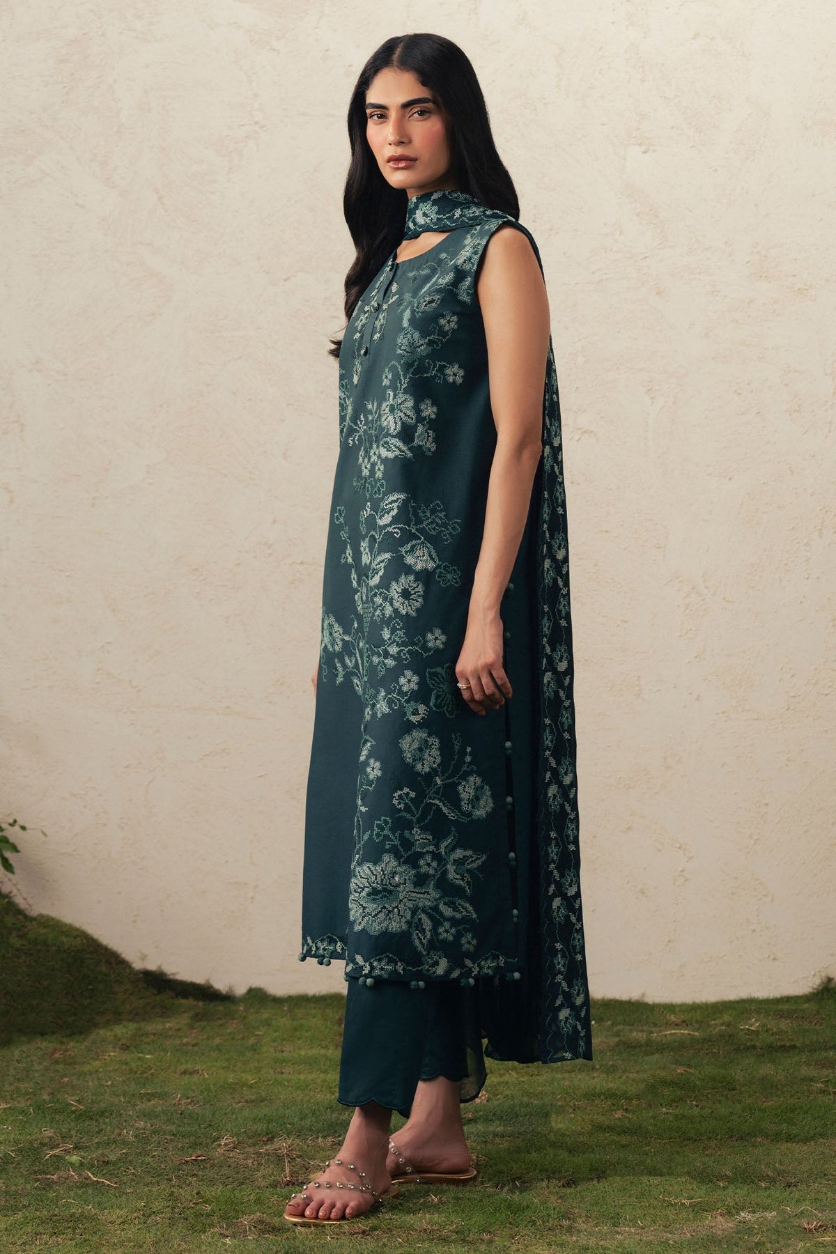 Cross Stitch | The Moonsoon Edit 26 | EMERALD TEAL-3PC EMBROIDERED SUIT, image 5