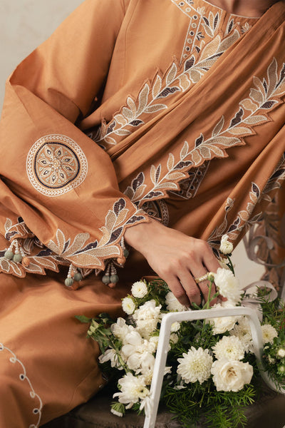 Cross Stitch | The Moonsoon Edit 26 | AMBER DUNE-3PC EMBROIDERED SUIT