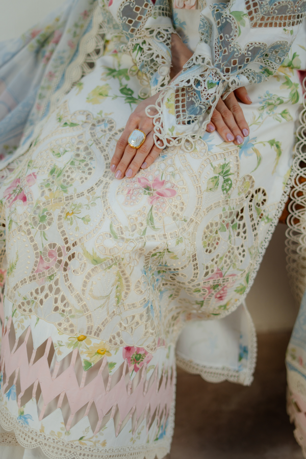 Manara | Summer Dreams 26 |WHITE GAURA-7