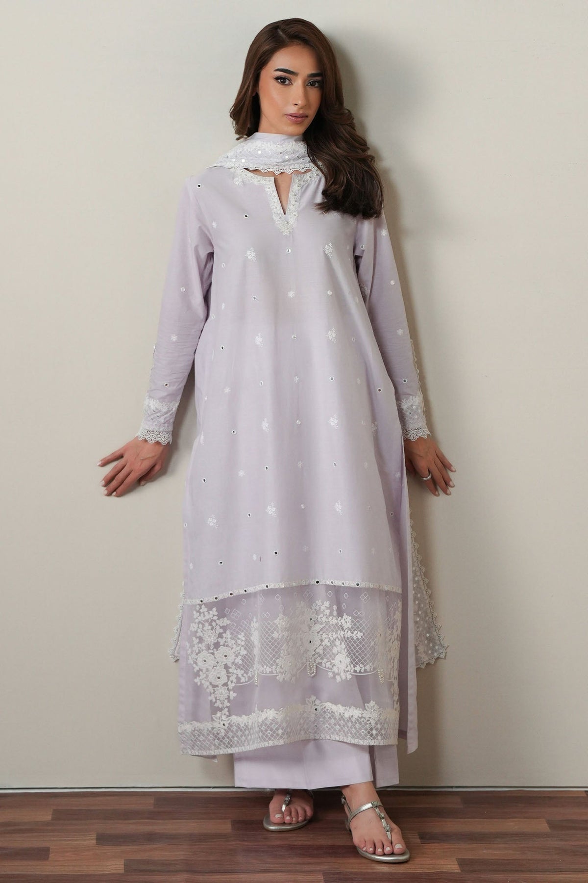 Cross S titch | Mahiri Embroidered Collection 26 |VIOLET DREAM by Cross Stitch