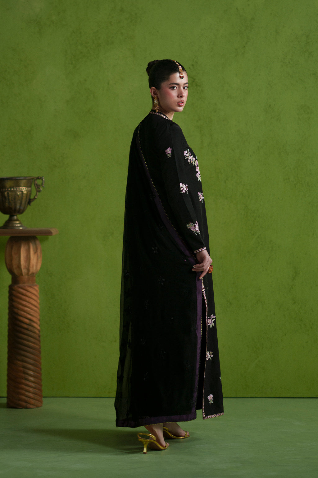Vanya | The Regal Edit | FF-76, image 2