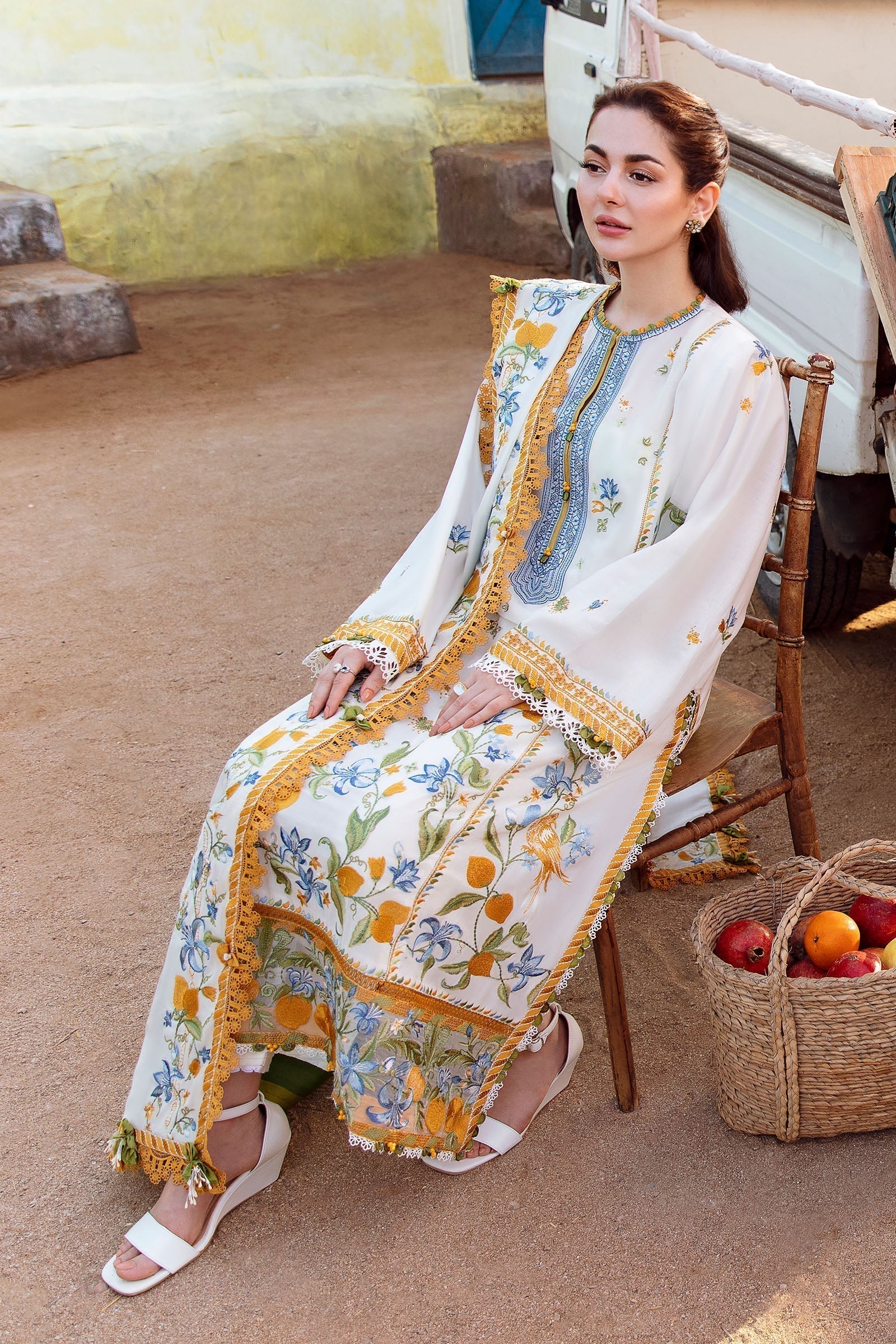 Zaha | Embroidered Lawn Collection | LEYA (ZL23-07 A)