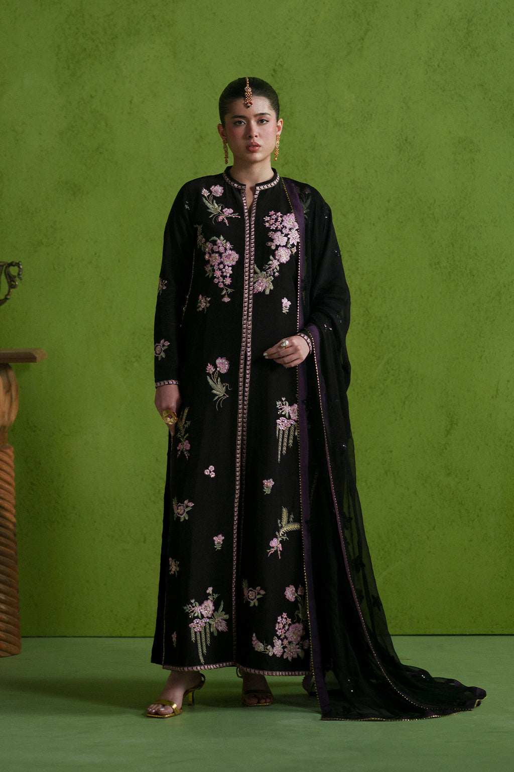 Vanya | The Regal Edit | FF-76