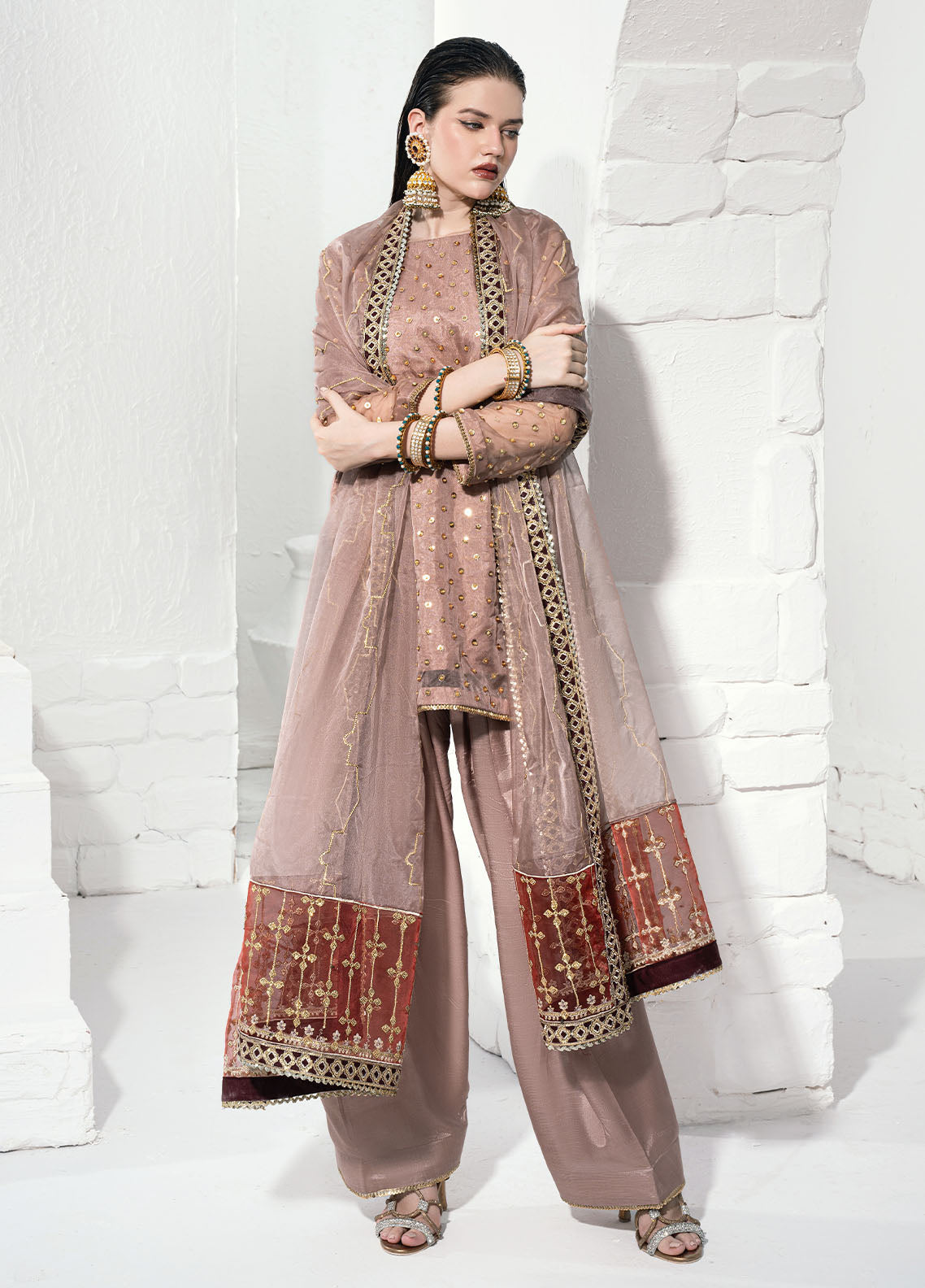 Sahane | Savoir Luxury Formals | CT-140001 Lirio - Savoir -  Sahane Formal -  House of Maryam