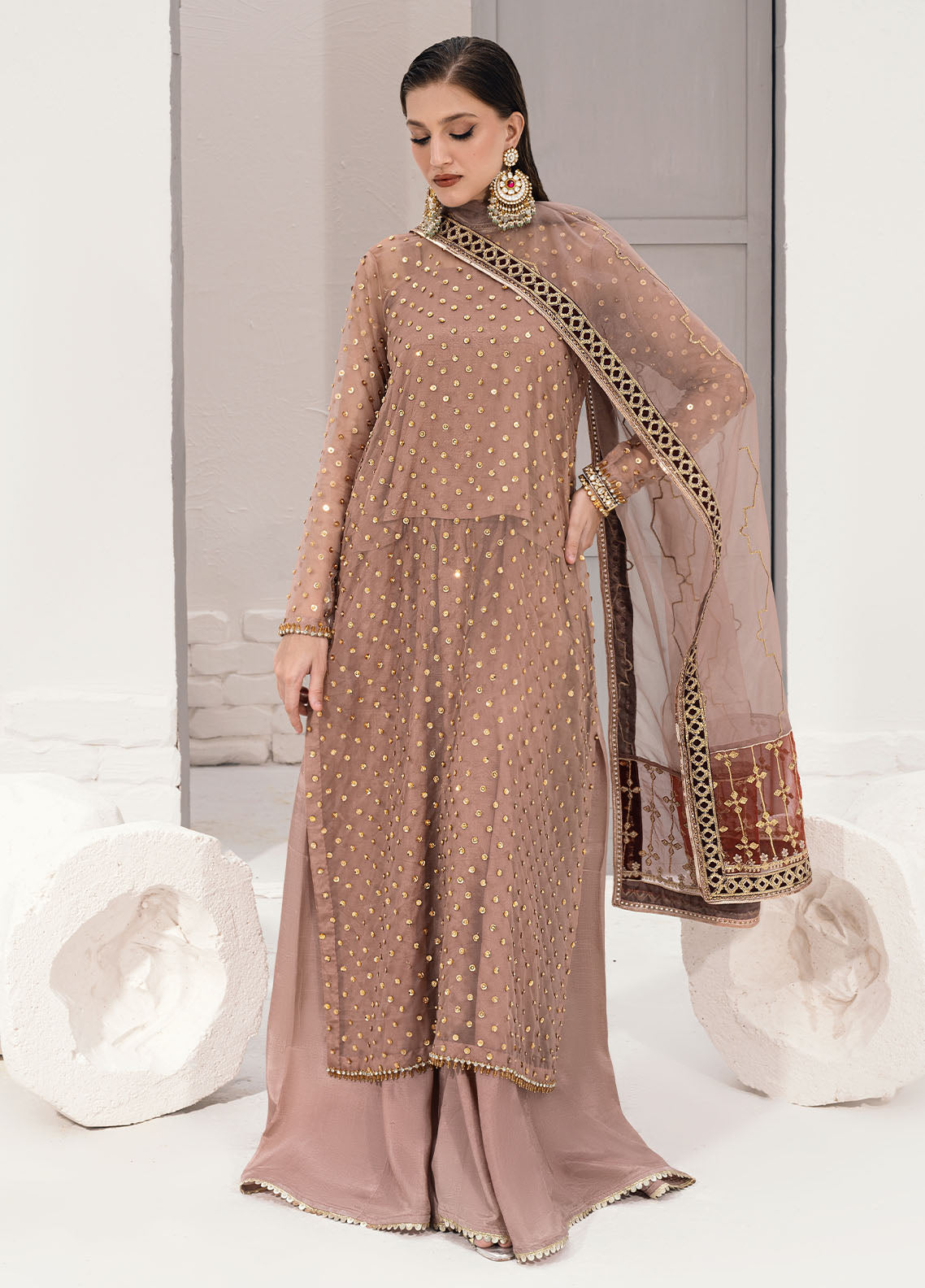 Sahane | Savoir Luxury Formals | CT-140001 Lirio - Savoir by Designer Sahane - House of Maryam - Pakistani Designer Ethnic Wear in {{ shop.shopifyCountryName }}