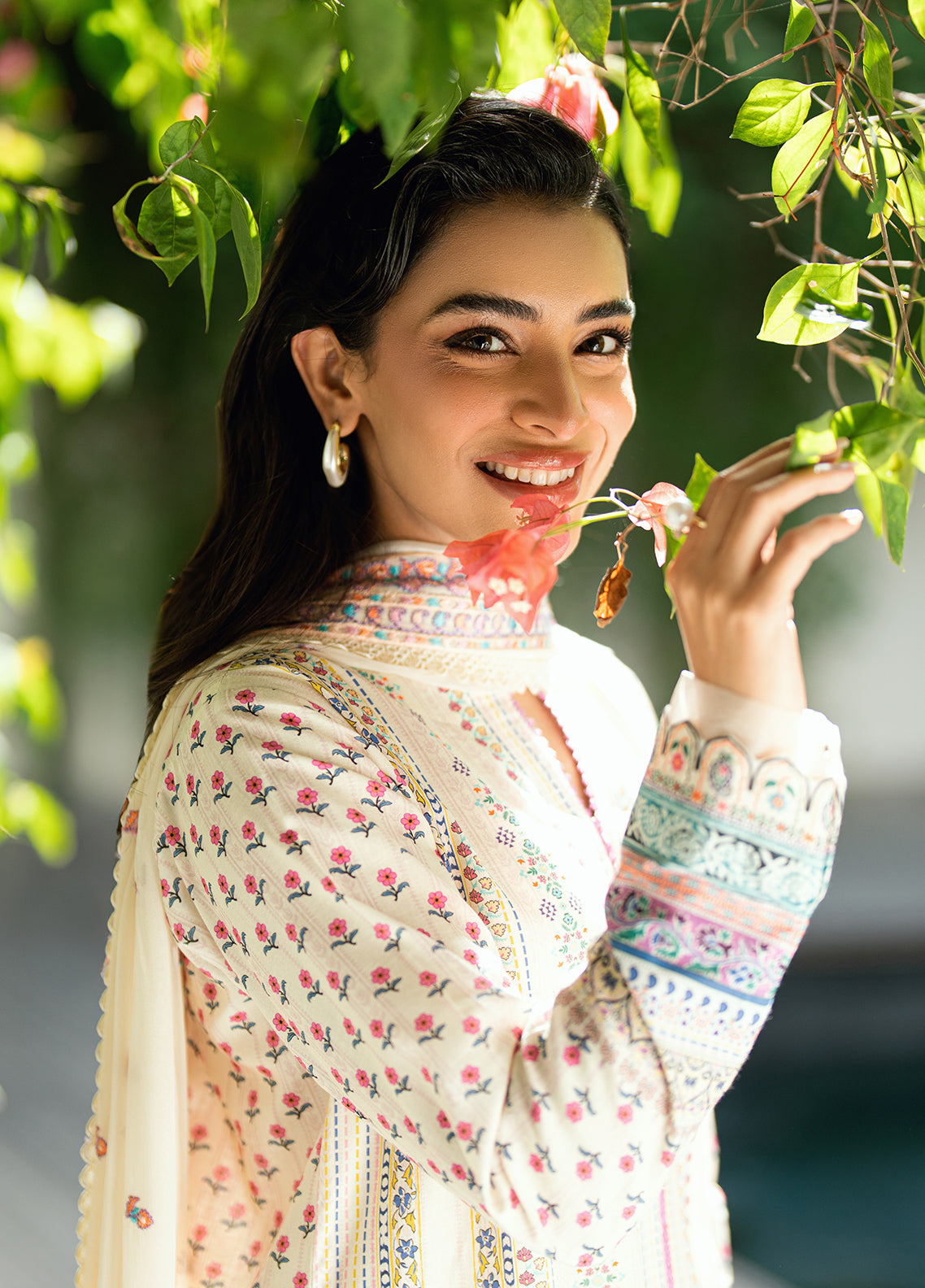 Sahane | Virelle The Lawn Edit | CG50003 Daisy, image 3