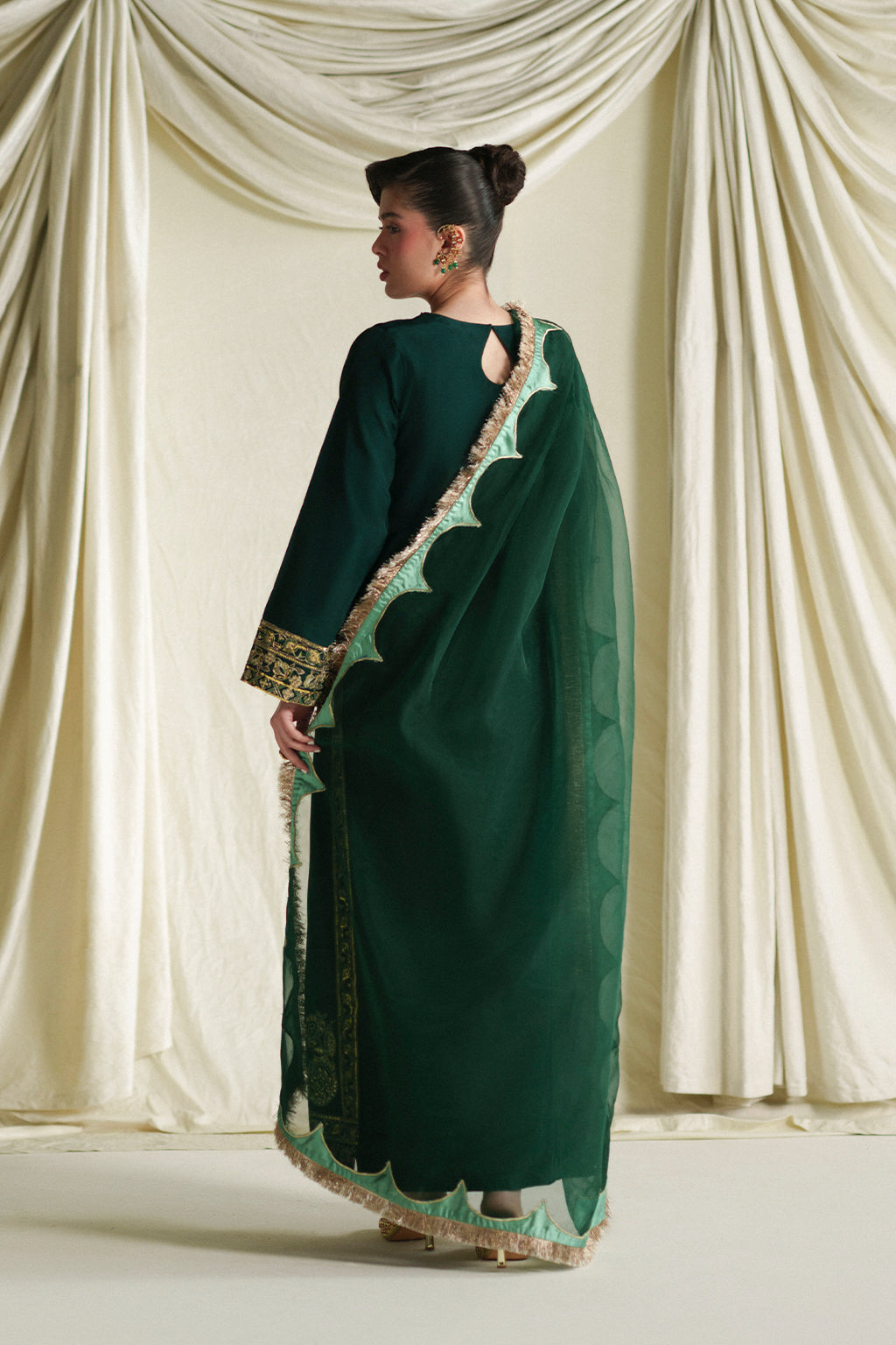 Vanya | The Regal Edit | FF-77