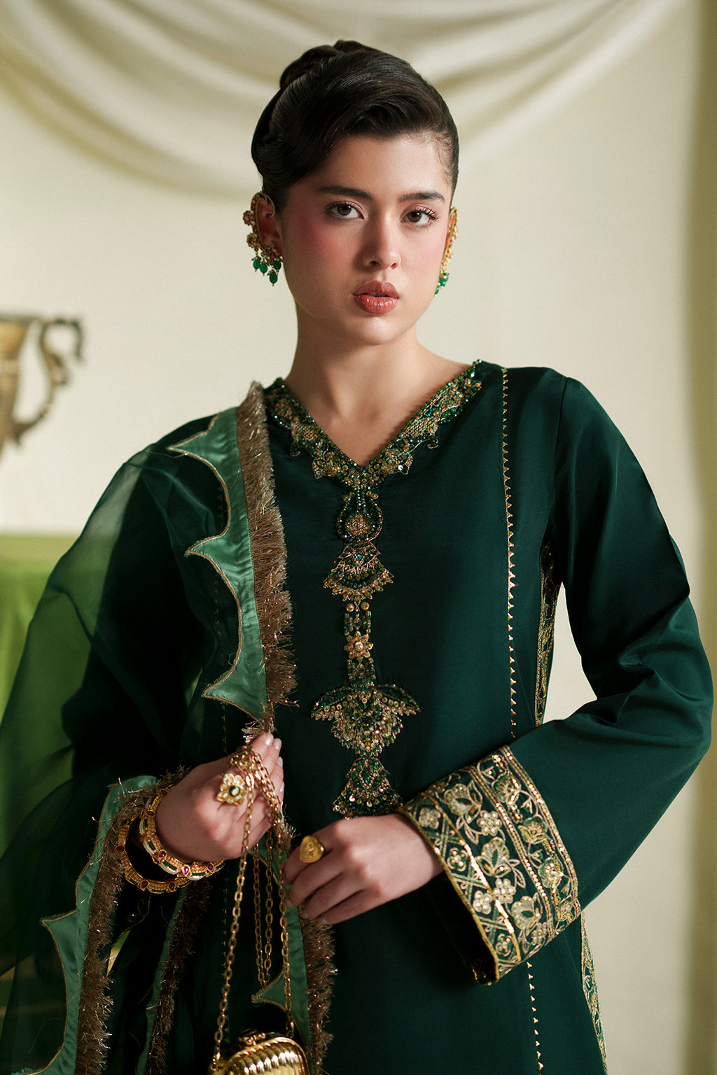 Vanya | The Regal Edit | FF-77-3
