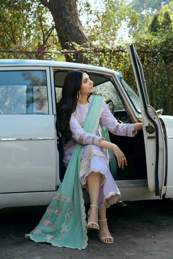 Manara | Vintage Flora 25 | MAHRANG -  Manara Ladies Clothes - Original Designer Dress - House of Maryam