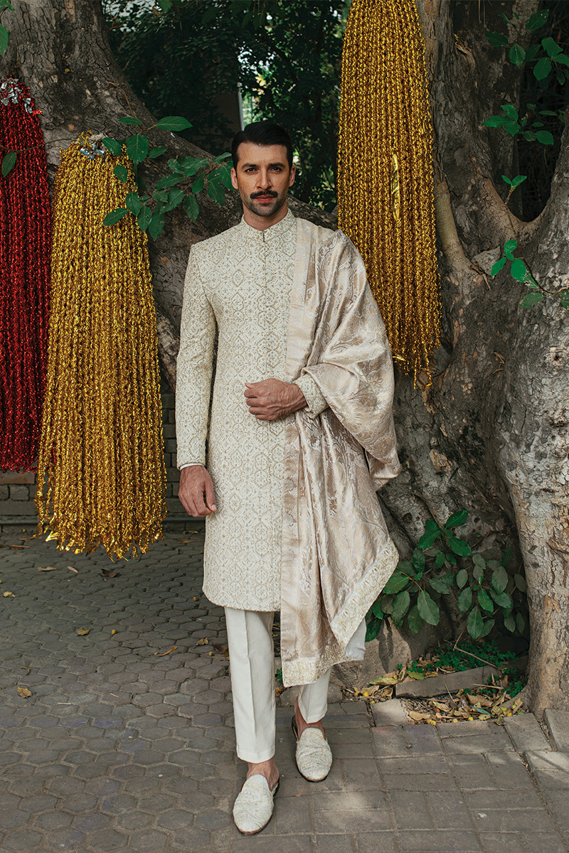 Republic By Omar Farooq | Sherwani Couture | Floral Edge Hand Embroidered Shawl -  Republic by Omar Farooq SHERWANI COUTURE - Original Designer Dress - House of Maryam