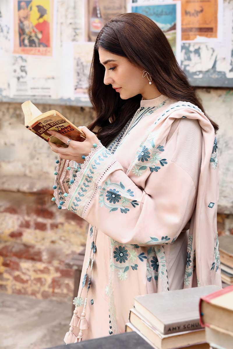 Cross Stitch | Khaddar Linen 25 | SUBTLE MAZE, image 4