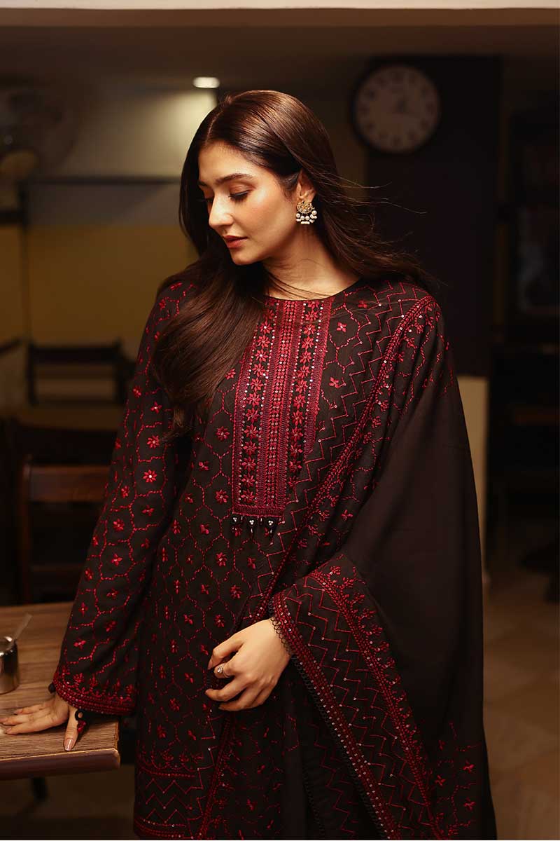Cross Stitch | Khaddar Linen 25 | GARNET GRACE, image 4