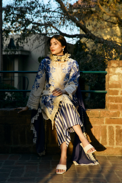 Manara | Vintage Flora 25 | DURR-E-FISHAN -  Manara Ladies Clothes - Original Designer Dress - House of Maryam