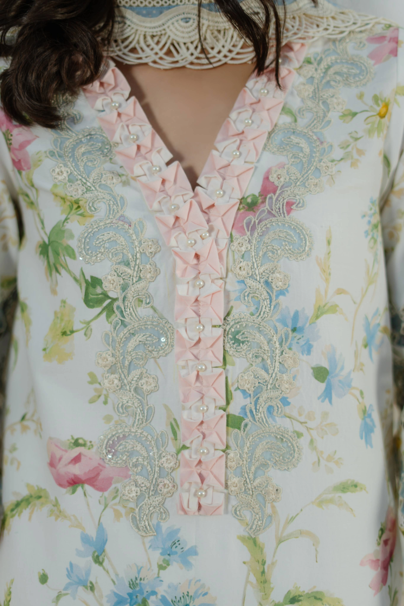 Manara | Summer Dreams 26 |WHITE GAURA-5