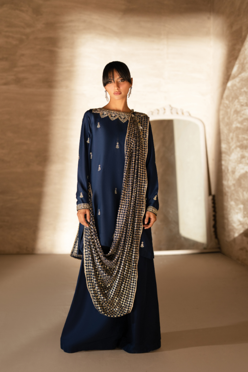 Sana Abbas | Zalea Formals | ZADE-1