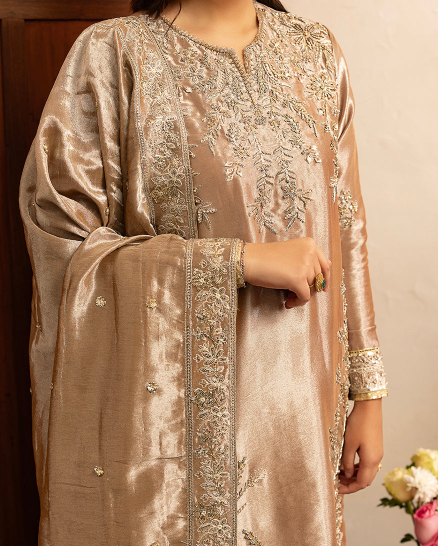 Mushq | Sunehri Lama Silk | Uswah, image 3
