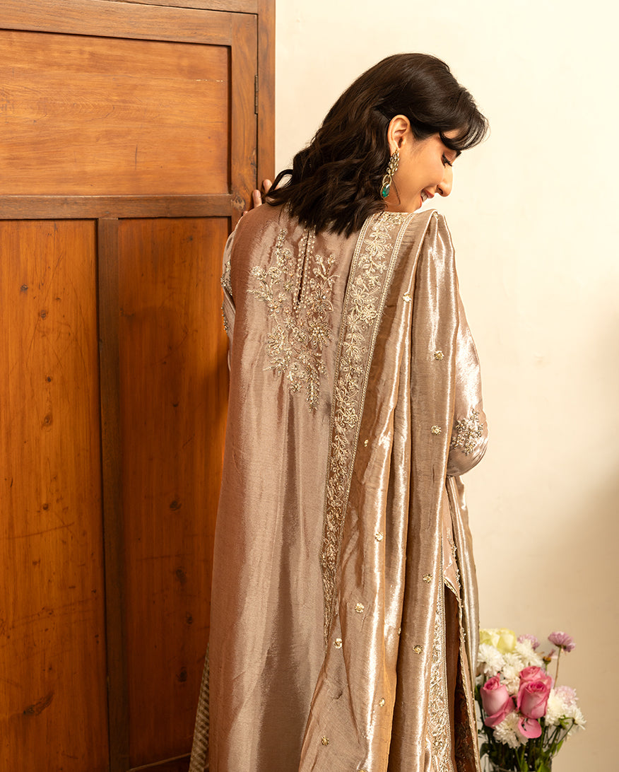 Mushq | Sunehri Lama Silk | Uswah, image 2